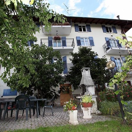 Agritur Al Canyon Villa Cloz Exteriör bild