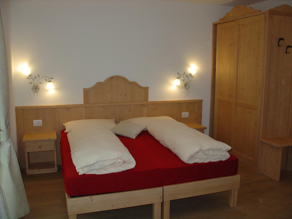 Agritur Al Canyon Villa Cloz Rum bild